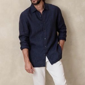 Banana Republic Men’s SLIM CASTELLO LINEN SHIRT in Navy size Small.